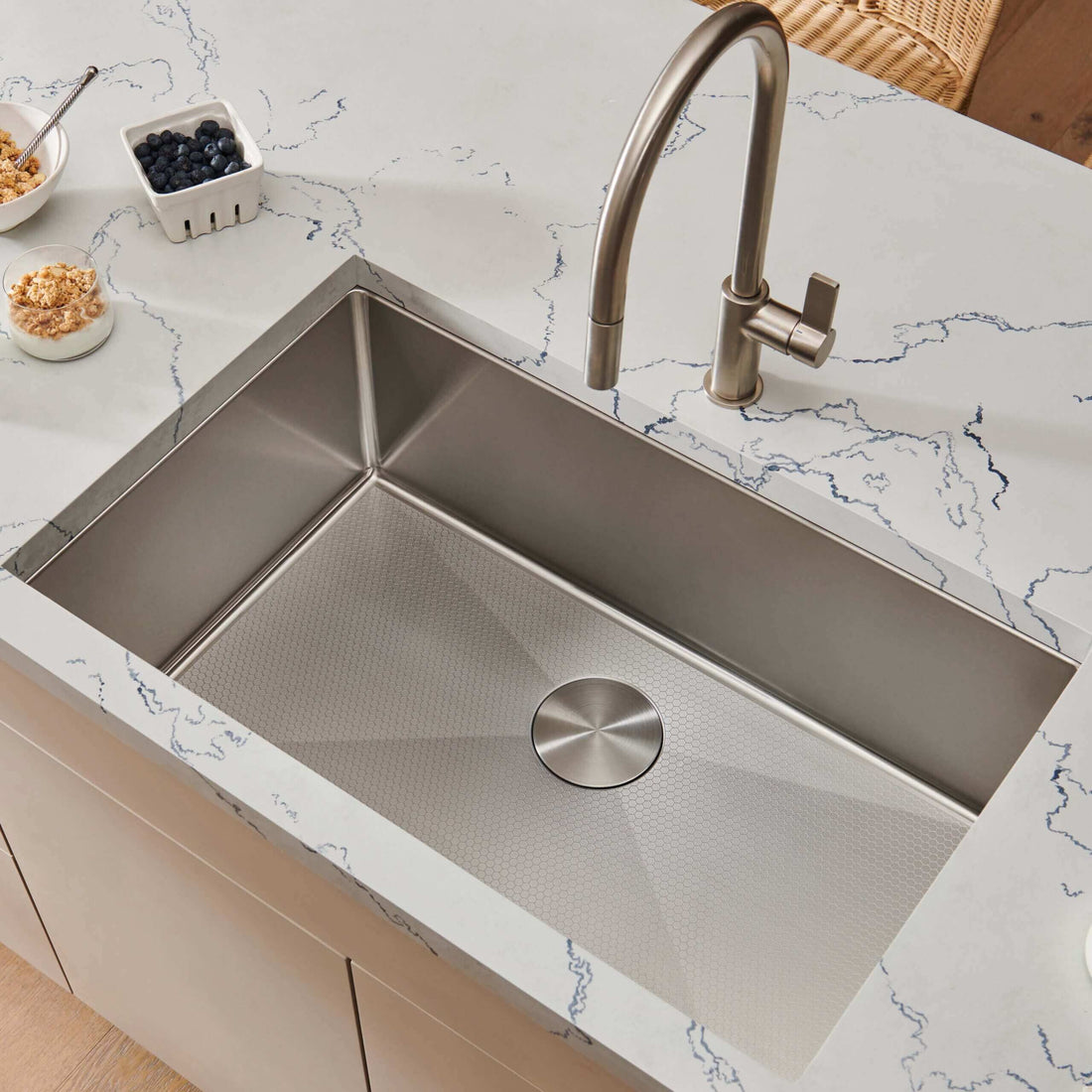 Ruvati hex bottom sink 