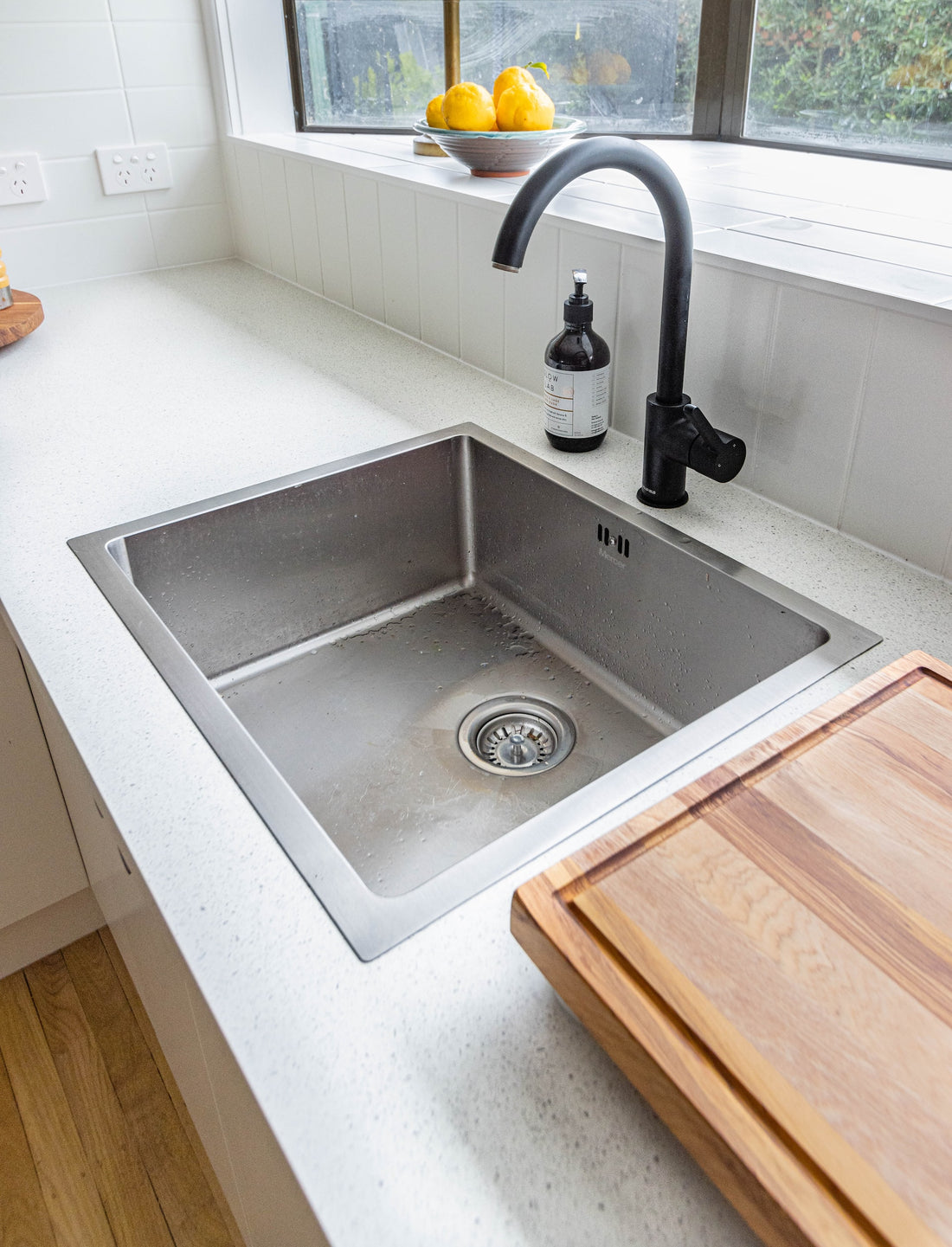 Ruvati Kitchen Sinks the best choices for your kitchen