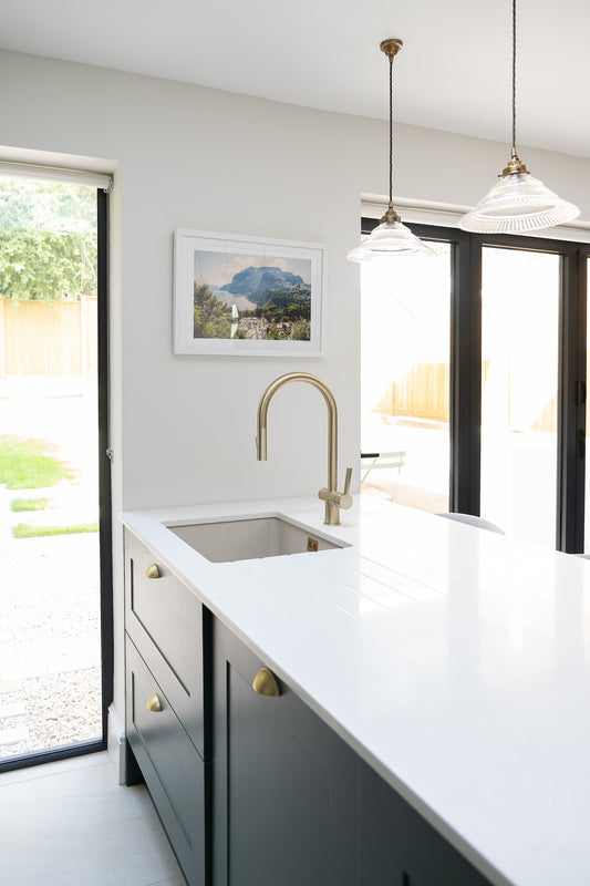 Modern kitchen sinks 