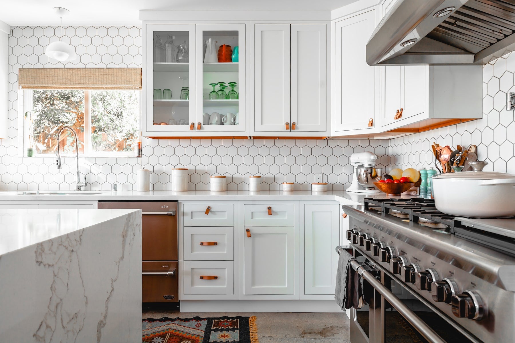 The Ultimate Guide to Cabinet Hardware: Materials, Sizes, and Finishes
